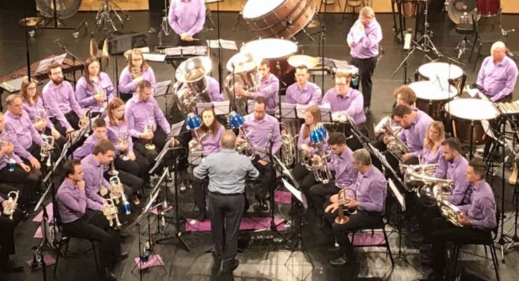 Brassband Willebroek viert 40-jarig jubileum met spetterend concert